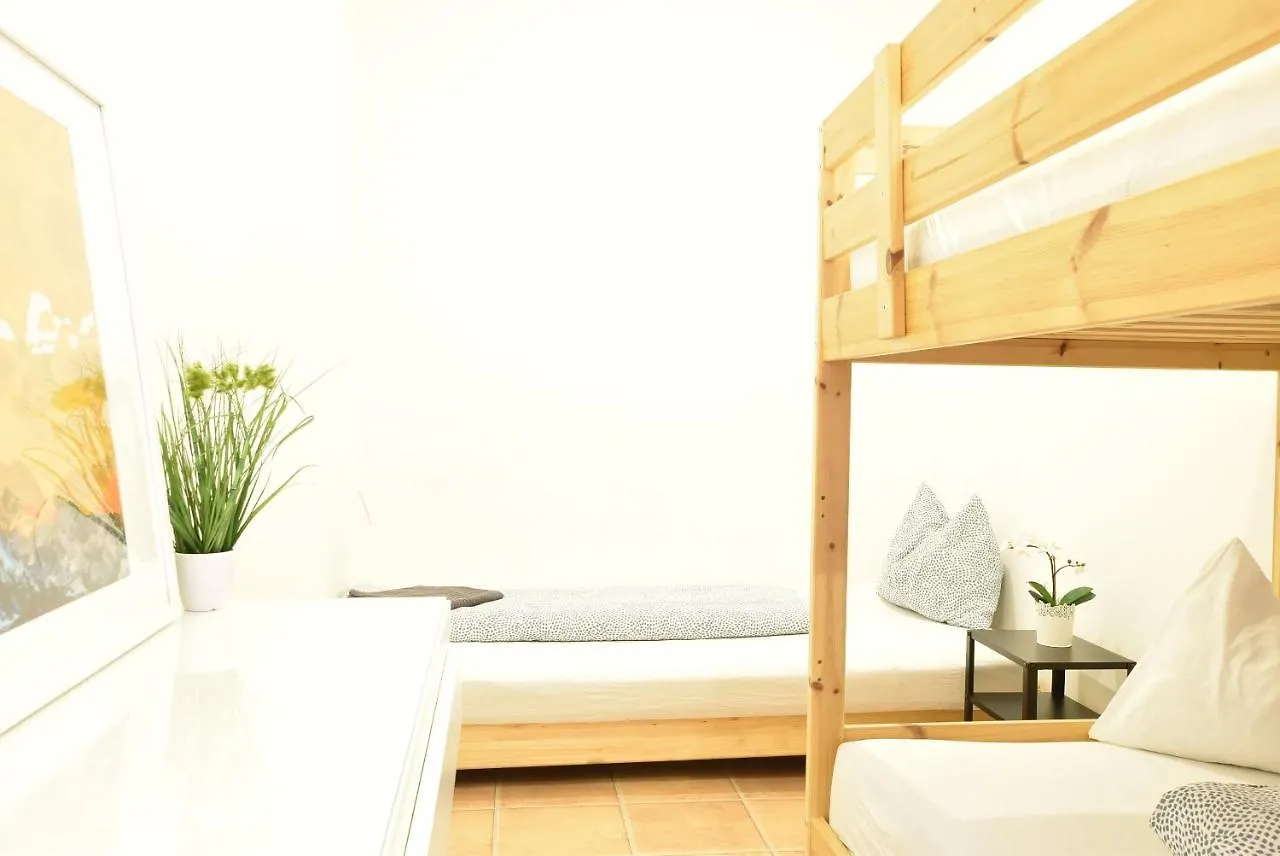 Huge Apartment In Awesome Location With Parking İnnsbruck 0*,  Avusturya